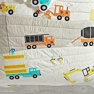 Crate and & Barrel Kids Land of Nod Baby Construction Quilt